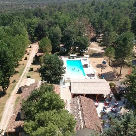 Campingplatz De Graniers 3*