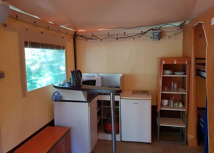 De Graniers אתר קמפינג