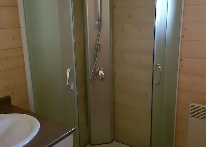 אתר קמפינג De Graniers Monoblet