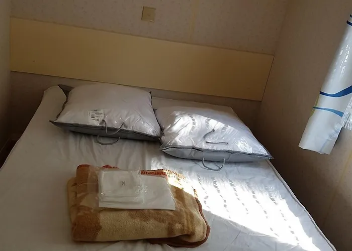 De Graniers אתר קמפינג Monoblet