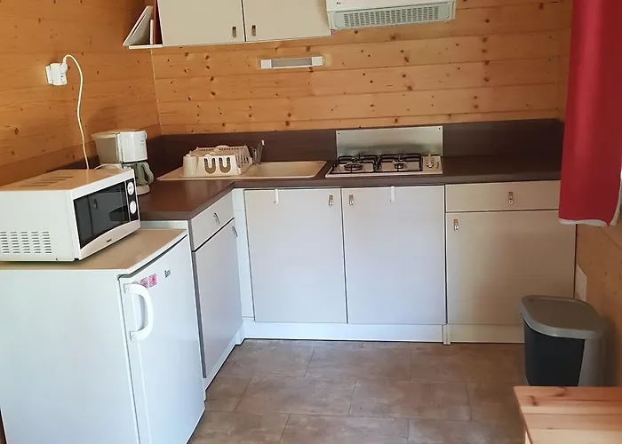 אתר קמפינג De Graniers