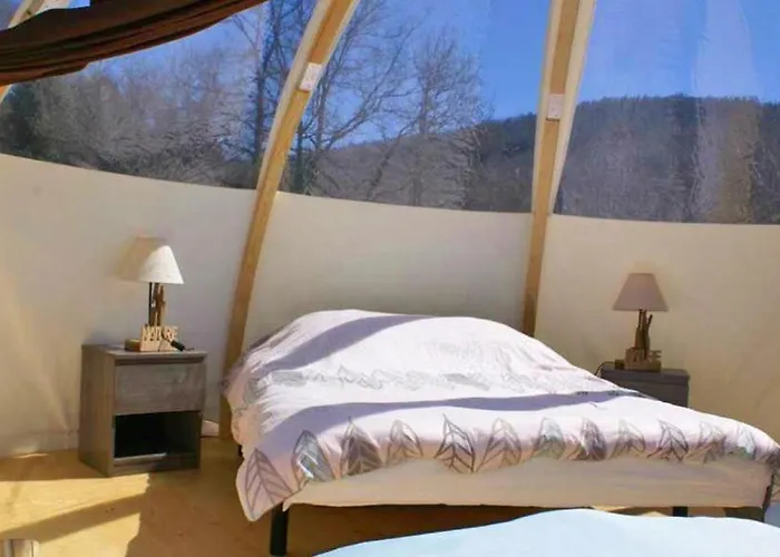 אתר קמפינג De Graniers